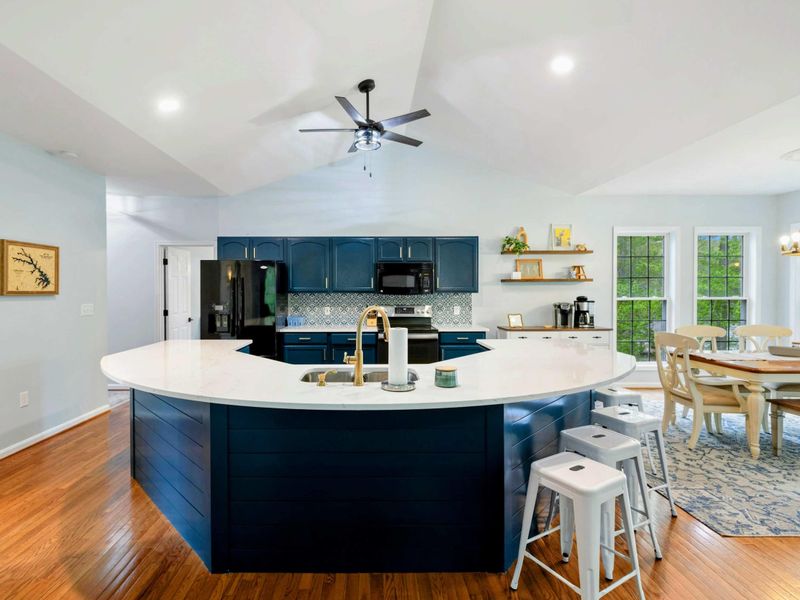 Made for More Than Cooking – Stories, snacks, and second helpings—this space feeds the soul.