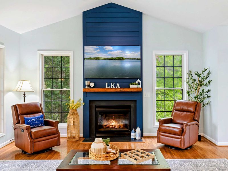 Gather Around the Glow – Mornings with coffee, evenings with laughter—this fireplace makes room for both.