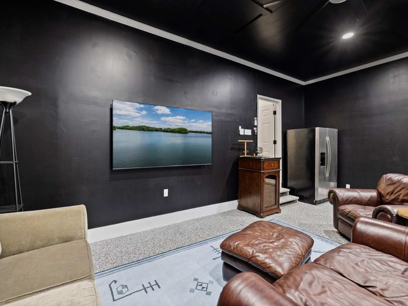 Theater Vibes, Vacation Style – Kick back with your crew and enjoy the kind of night that doesn’t need reservations.