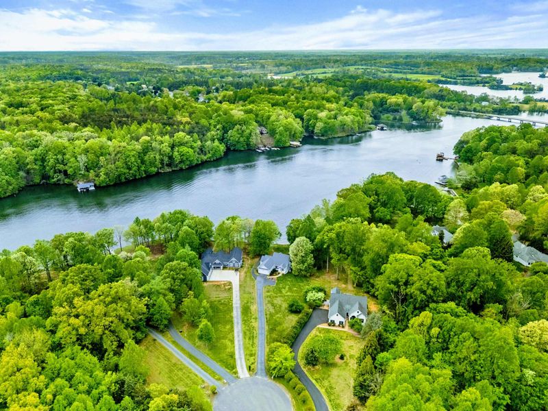 Your Slice of Lake Anna – Nestled in a peaceful corner of the shoreline, this home is ready for memory-making.