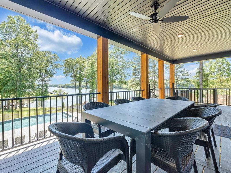 Covered Dining