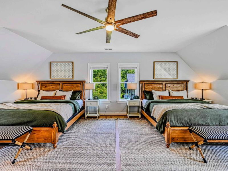 Refined Comfort for the Whole Crew – Elevated, spacious, and thoughtfully set for easy group stays.