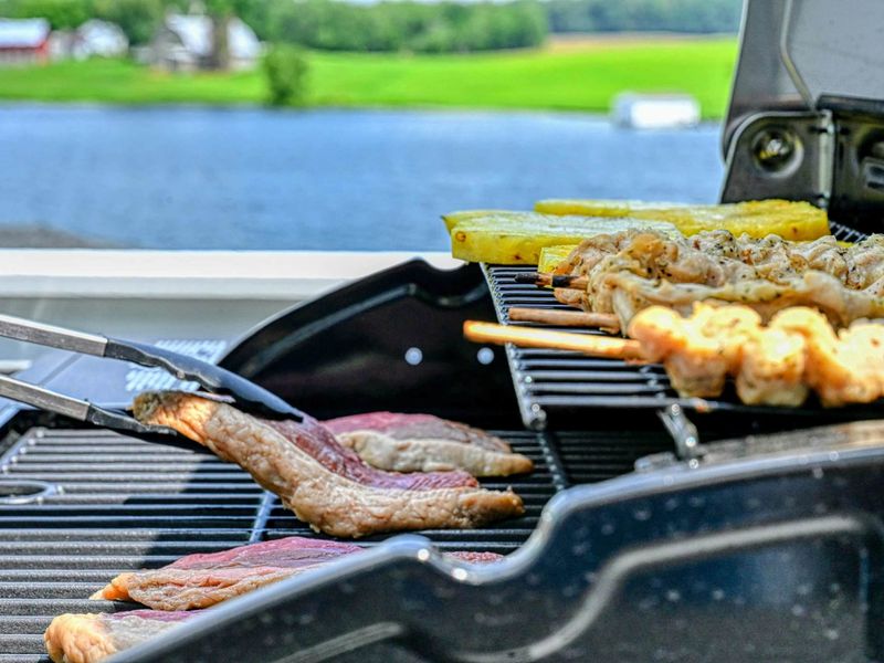 Dinner on the Deck – Grill, gather, and keep the lake view as your constant companion.