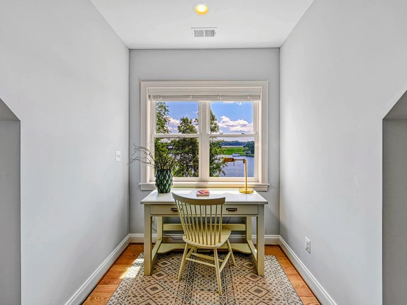 A Quiet Place to Land – A tucked-away desk where you can check in briefly, then return to lake time.