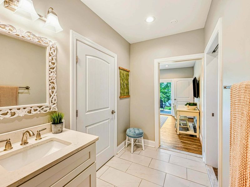 Freshen Up, Then Go – A calm space to reset before heading back to the lake.