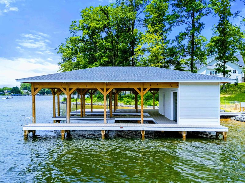 Boat Dock - Pull up a chair, dangle your feet, and let the water do the talking from the dock's edge.