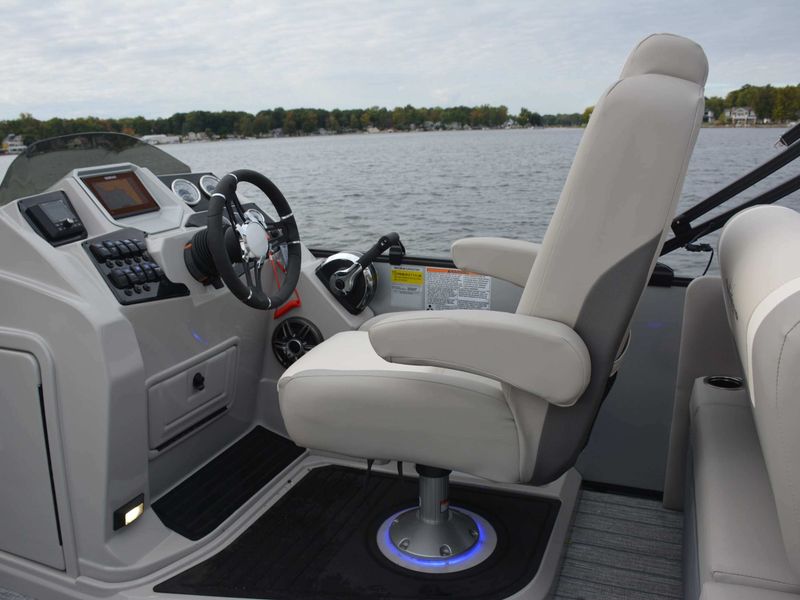 High Back Raised Helm Chair!