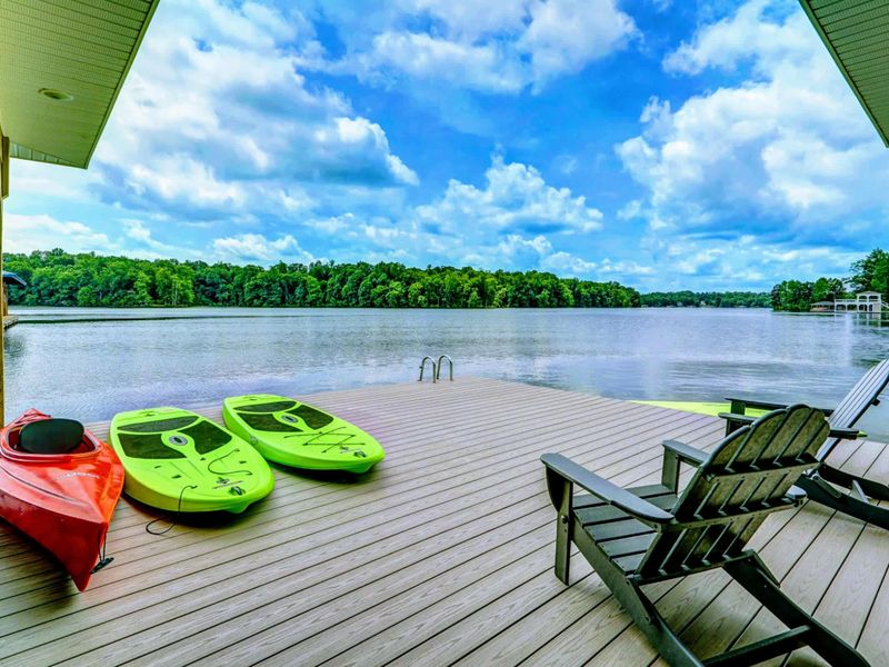 We provide tons of water toys including 2 kayaks and 2 paddle boards for exploring Lake Anna.