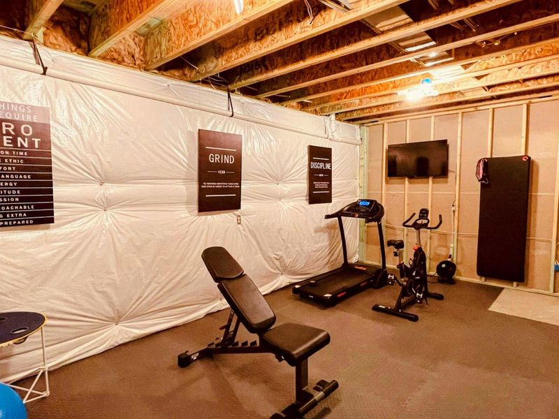 Brand-new Fitness Room has everything you need to stay on track, including dumbbells (5–50 lbs), adjustable bench, treadmill, stationary bike, 42” TV, yoga mats, resistance bands, and more.
