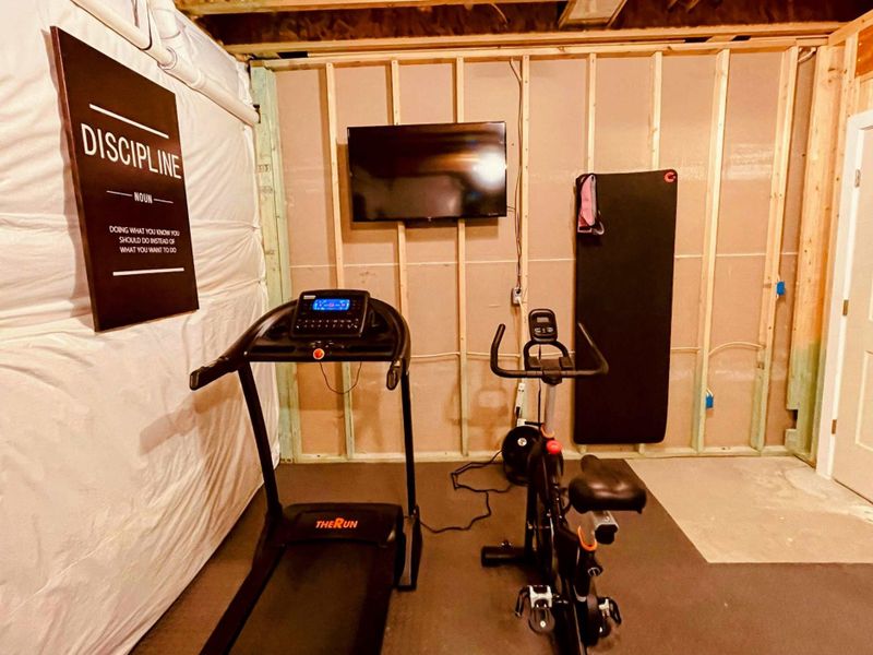 Our state-of-the-art Fitness Room, includes a treadmill, stationary bike, yoga mat station, and a 42” TV to keep you entertained during workouts.