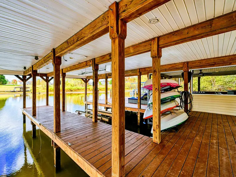 Kayaks, paddles, life vests & calm cove access — perfect for sunrise paddles.