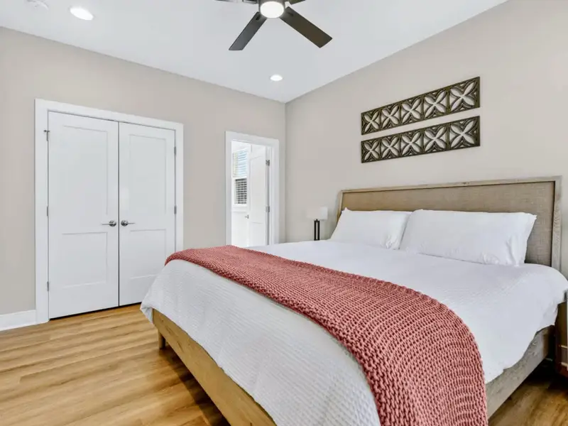 Calm, Comfortable Nights – A quiet space where sleep comes naturally and mornings feel lighter.