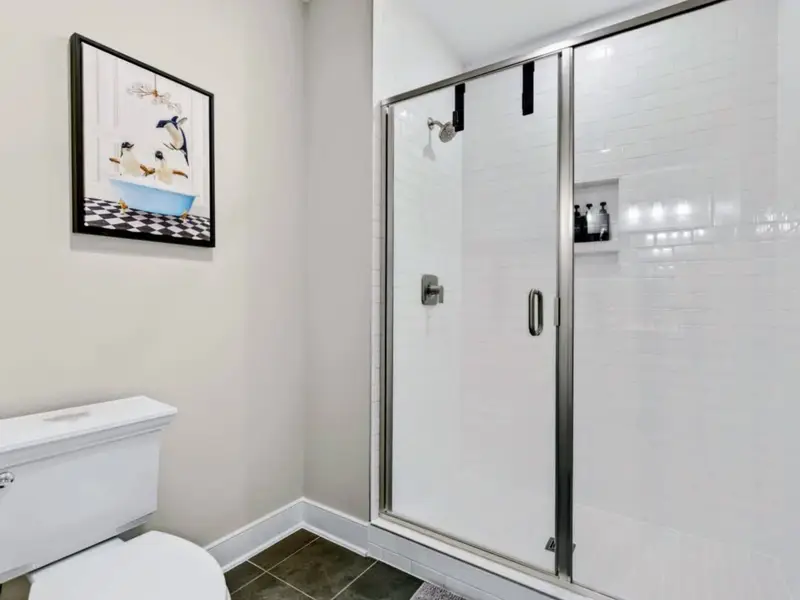 Understated Bath Luxury – Refined finishes that make everyday routines feel elevated.