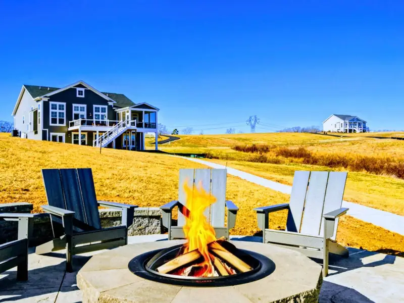 Evenings by the Flame – Pull up a chair, share the day’s stories, and let the lake night settle in around you.