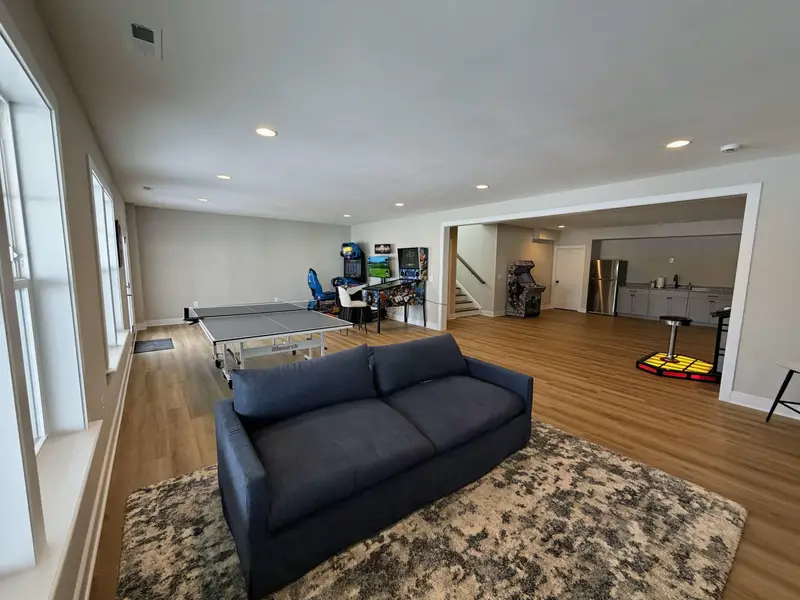 Easy, Laid-Back Hangouts – A calm place to kick back while the rest of the crew keeps the games going.