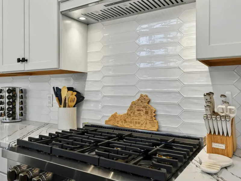 Culinary Setup - A kitchen built for groups who take their cooking seriously.