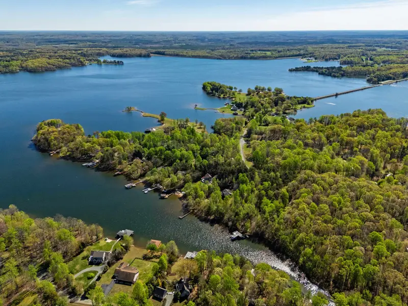 Panoramic Horizon: Looking out across the vast waters of Lake Anna.
