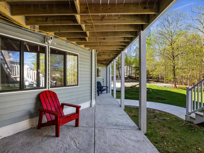 Patio Comfort: More seating means no one is left out of the conversation.