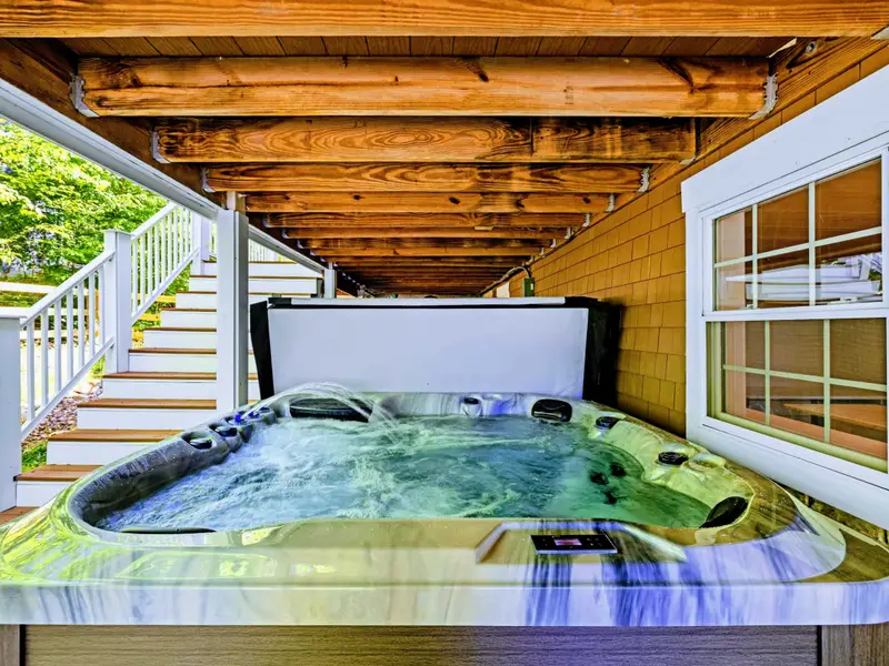 Hot Tub - Roomy enough for the whole group, with privacy from the shake-shingle wall on one side.