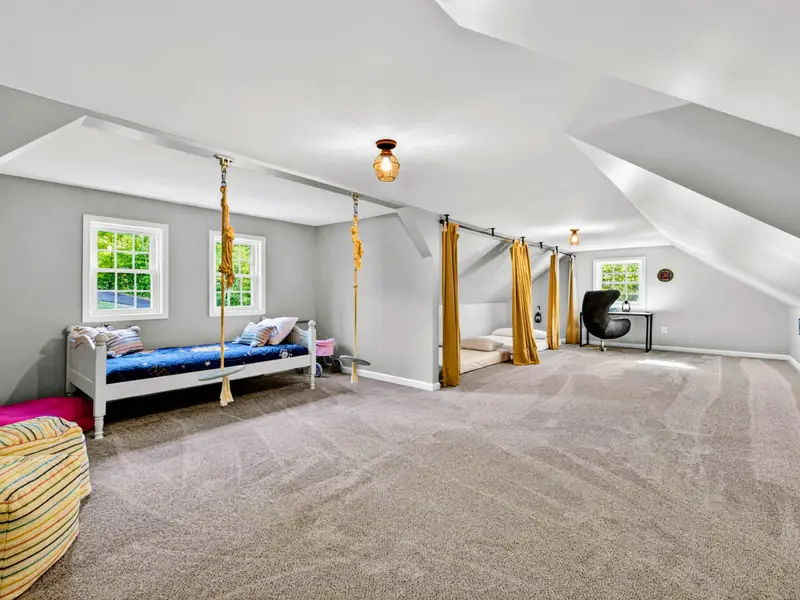 Bonus Room - The full bed layout, with each twin having its own quiet corner.