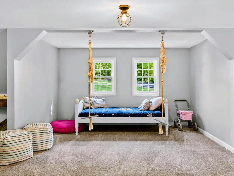 Bonus Room - Three twin beds in their own corner, perfect for cousins.