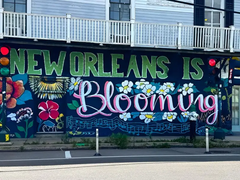 wp-content/uploads/bywater-mural-guide-self-guided-street-art-blue-bikes-nola.jpg