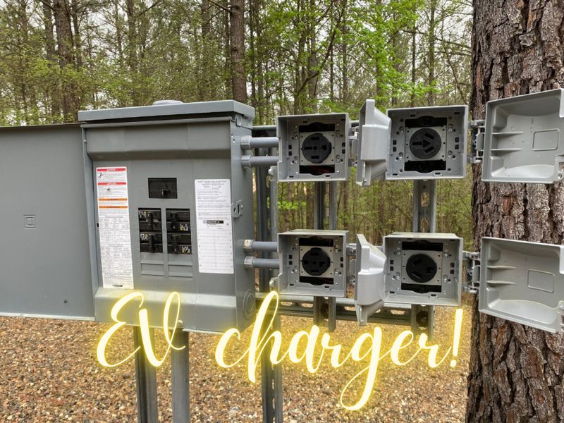 EV charging station support several cars at once