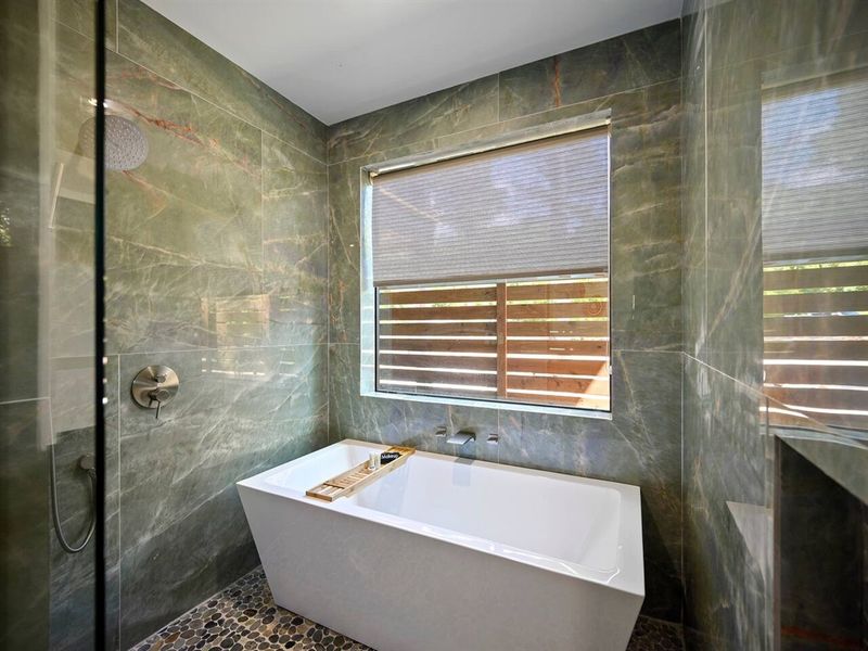 Ensuite 2