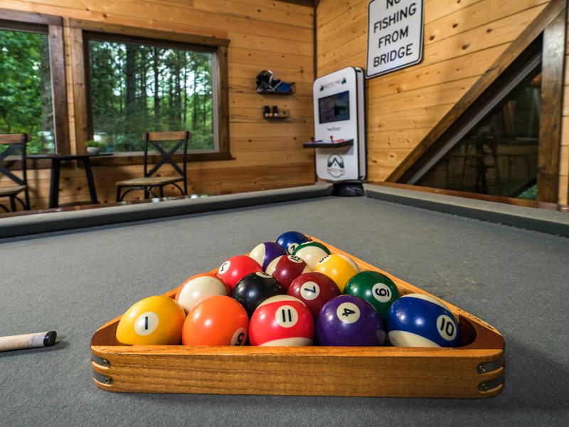 Double the fun! Switch effortlessly between pool and table tennis for endless entertainment.