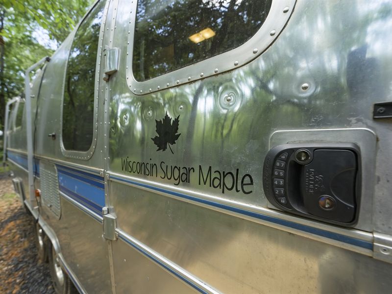 Wisconsin Sugar Maple Air Stream