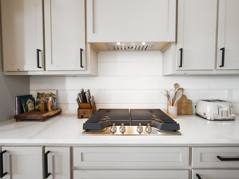 State-of-the-art stovetop for your cooking enjoyment.