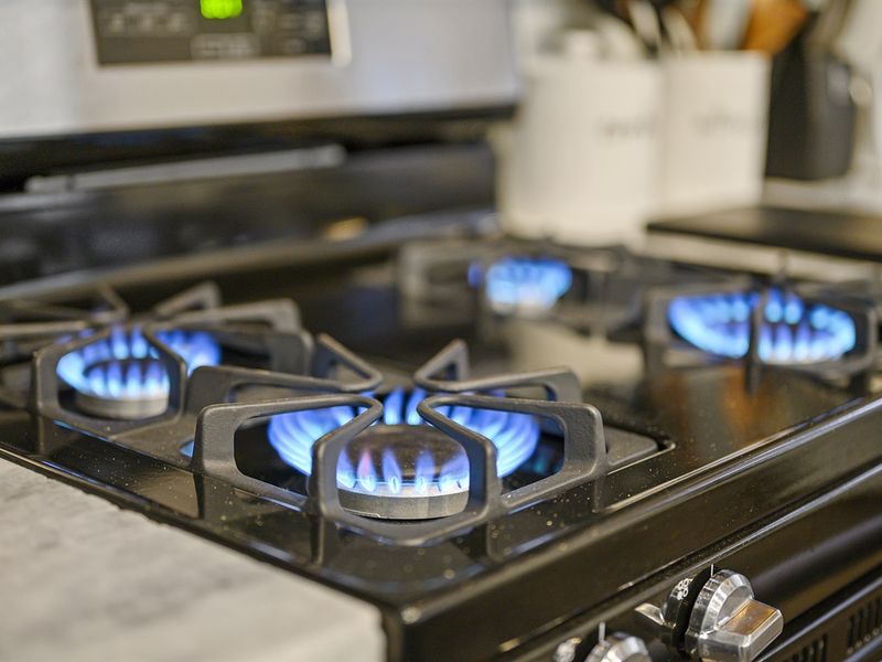 Gas top cooking