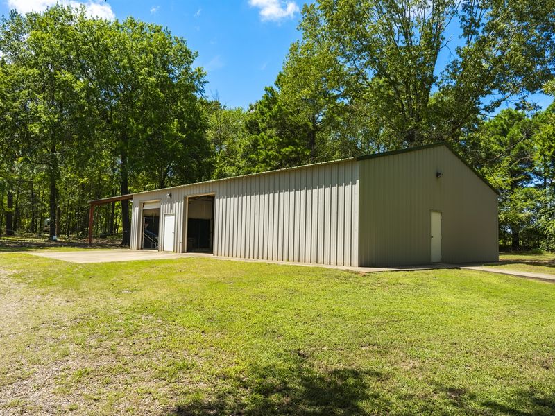 " Enclosed Pickleball court "
