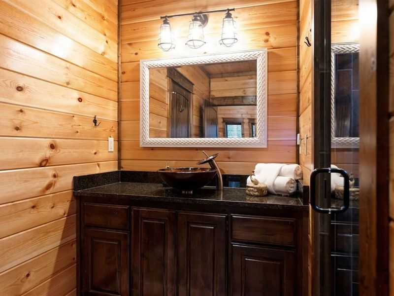 Ensuite #2.