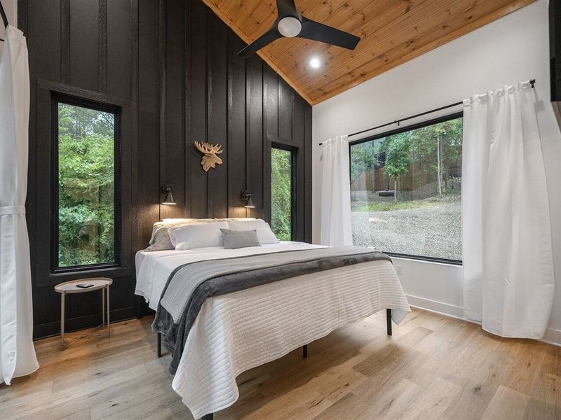 Primary Bedroom 2, equipped with hybrid inner spring + memory foam mattress and luxury linens