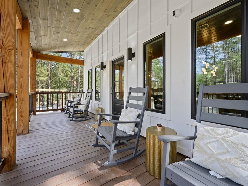 Relax on the front porch!