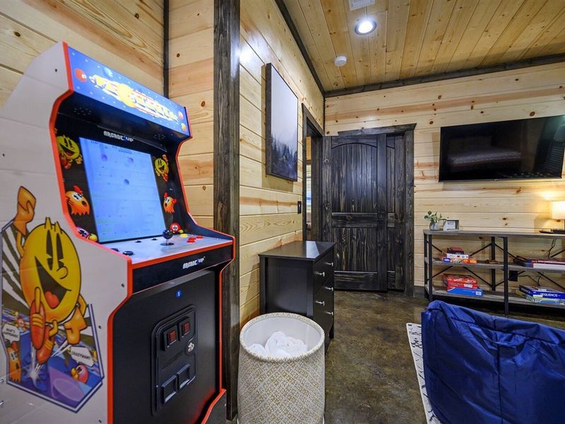Vintage arcade games