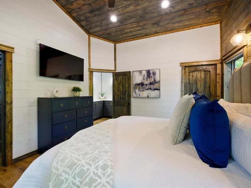 Ultimate Entertainment: Enjoy private movie nights or TV binges on the 55 inch screen