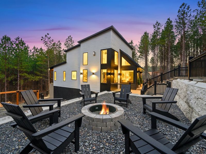 Watch the sky turn pink and blue as the fire crackles in your own secluded retreat.