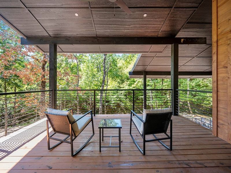 Walk-out balcony on both upstairs king bedrooms