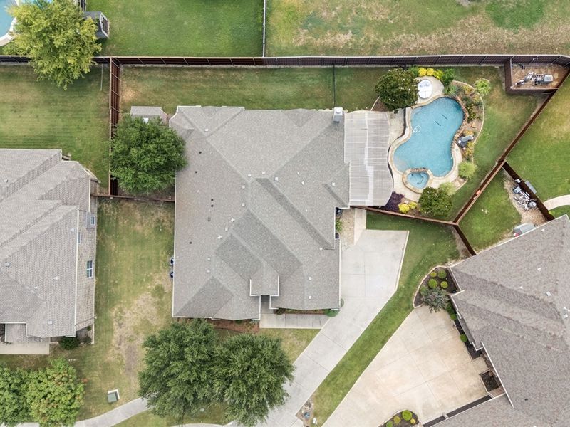 Oversized lot with plenty of room for everyone!