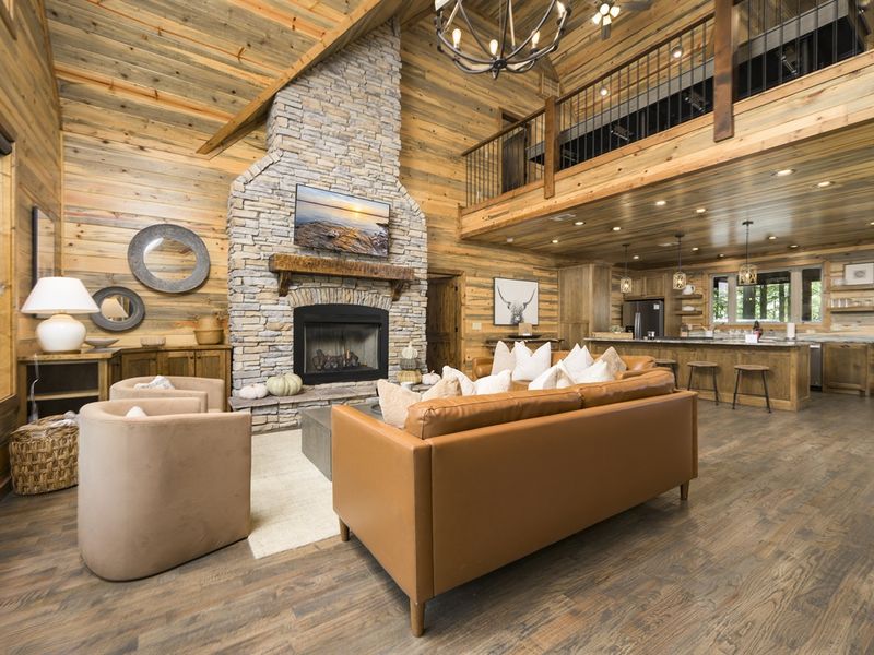 Indulge in a haven of comfort and glamour: Where modern amenities meet rustic beauty, creating unforgettable memories.