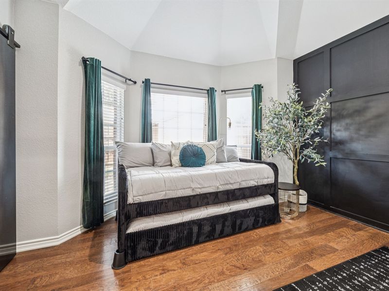Cozy corner for reading, relaxing, or accommodating additional guests.