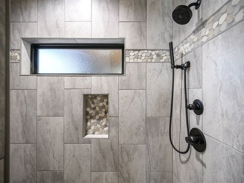 Yes! A 2nd luxury shower