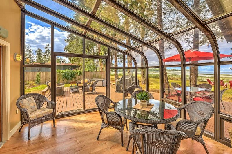 Sun room to enjoy in any weather. 