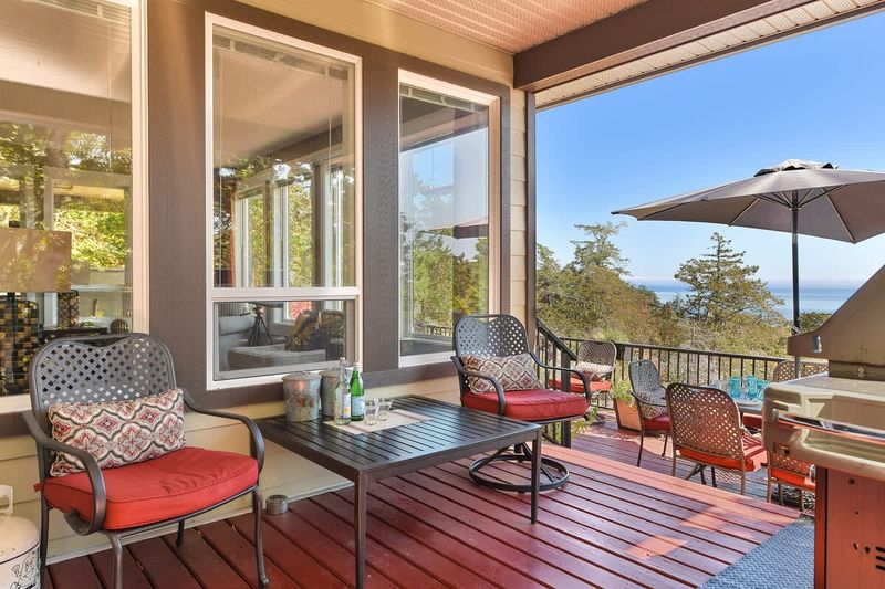 Outdoor Entertaining