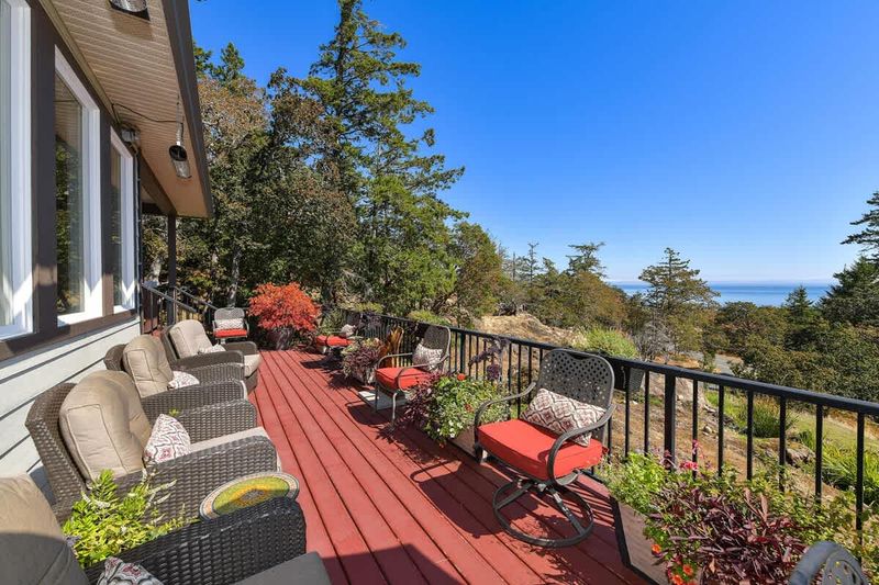 Beautiful Sun Porch