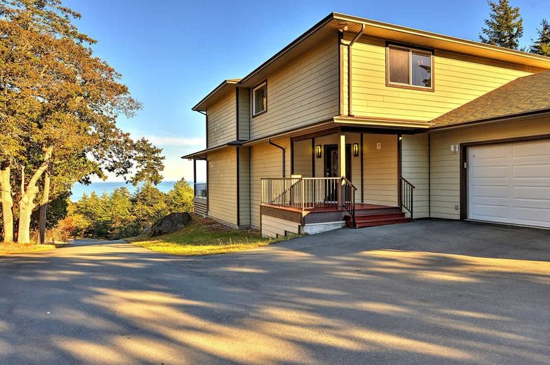 Ample parking in the driveway or the double garage.