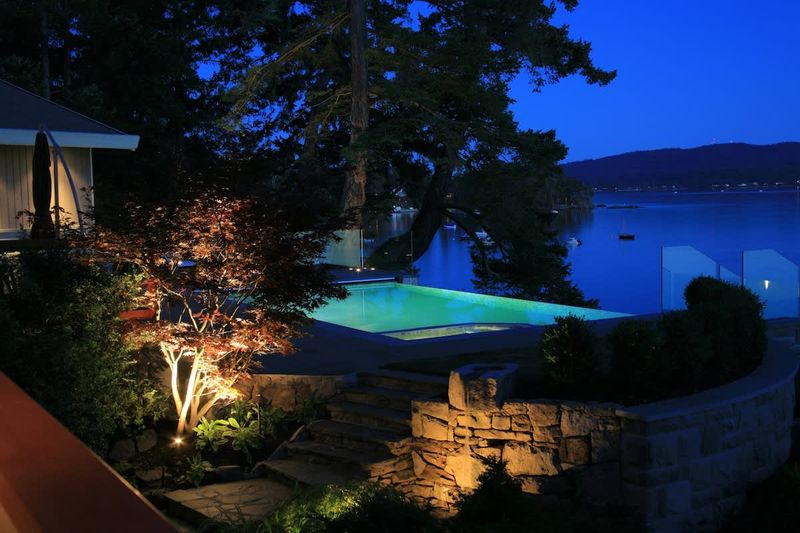 Relax by the infinity pool and hot tub in the evening. 