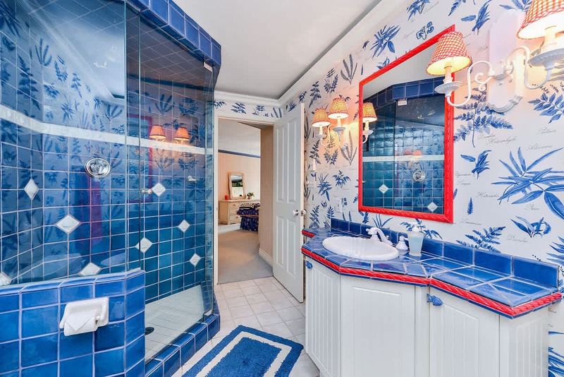 4th bedroom ensuite. 